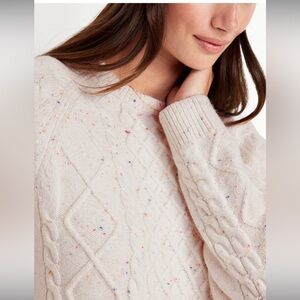NEW! Old Navy SoSoft Cable Sweater
Color Sea Salt
Size small